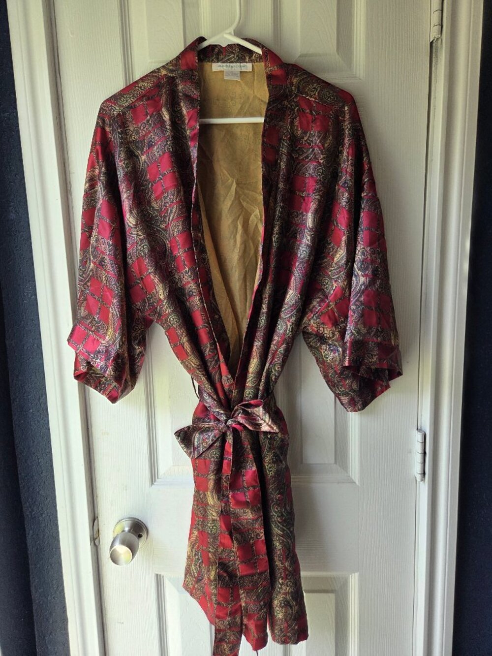 Maidenform Poly Satin Wrapped Red Paisley Robe Woman's Size 1X
